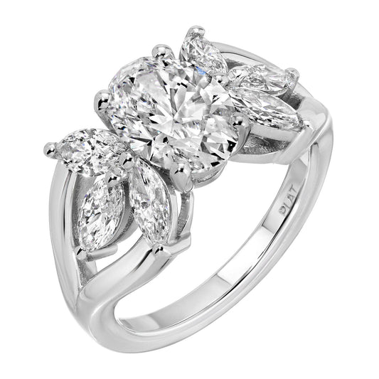 Classic Brilliance 3.21 carat oval brilliant diamond ring in platinum with VVS2 clarity and E color grade
