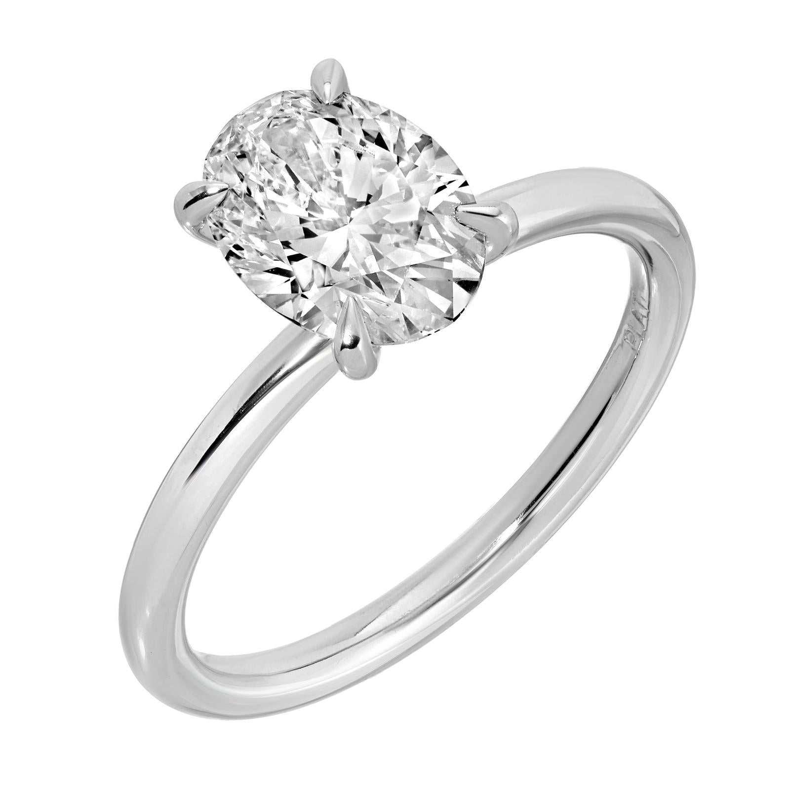 Eternal Glow - 2 CT Brilliant Oval Diamond Ring in Platinum (VVS2/E)